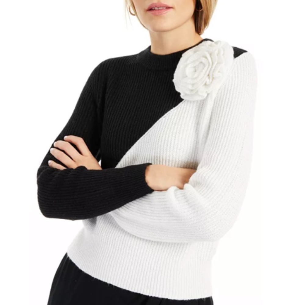INC COLOR BLOCKED FLOWER APPLIQUÉ SWEATER